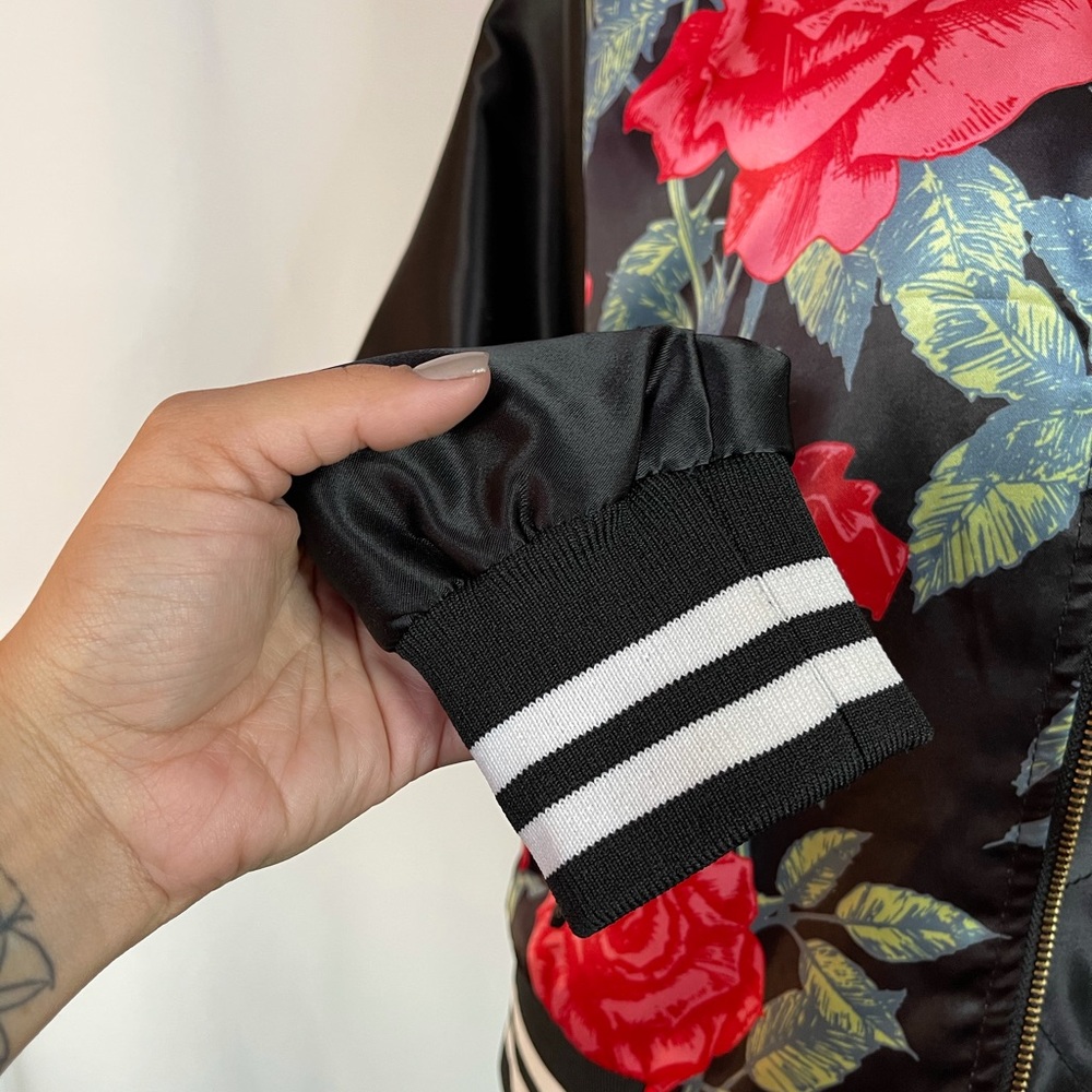 Floral jacket - Picture 3 of 4